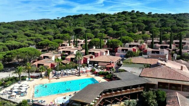 Vacance en famille à Ramatuelle en pension complète à Ramatuelle