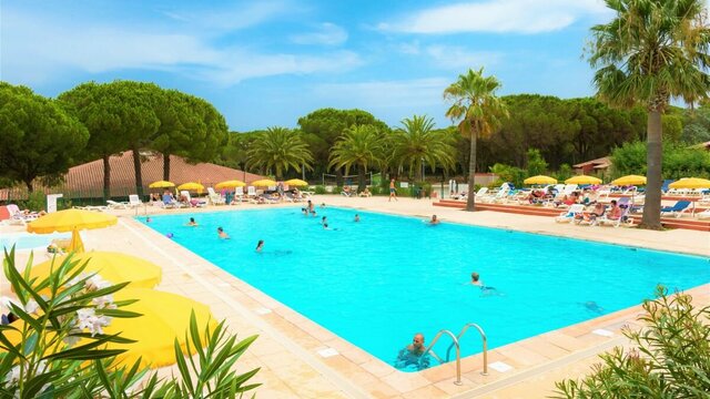 Vacance en famille à Ramatuelle en pension complète à Ramatuelle