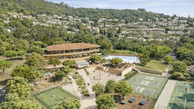Vacances à la Croix-Valmer en camping 4* Versants